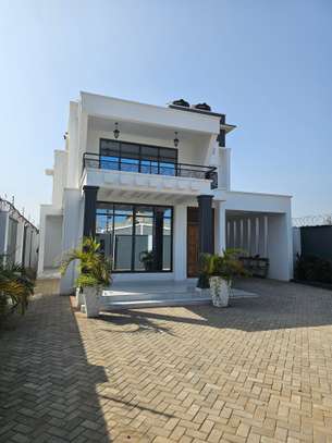 3 Bed Townhouse with En Suite at Mtwapa image 11