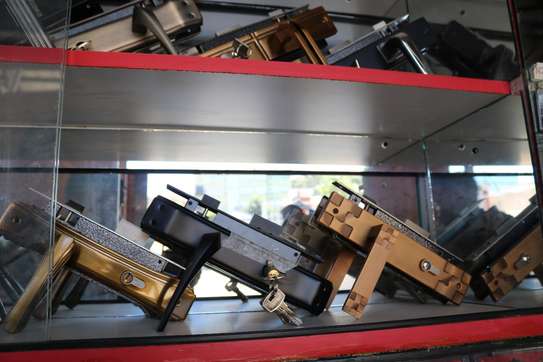 High-Quality Door Locks for Maximum Security image 3