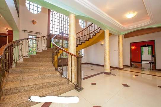 6 bedroom townhouse for rent in Nyari image 2