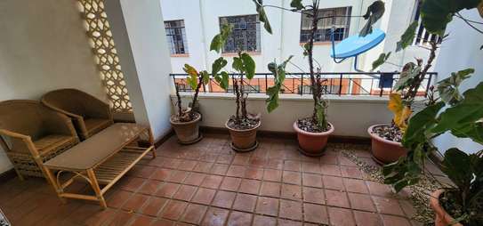 3 Bed Apartment with En Suite in Kilimani image 25