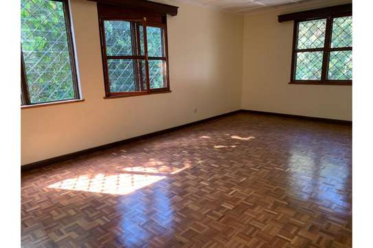 3 Bed Apartment with Garden in Muthaiga image 10