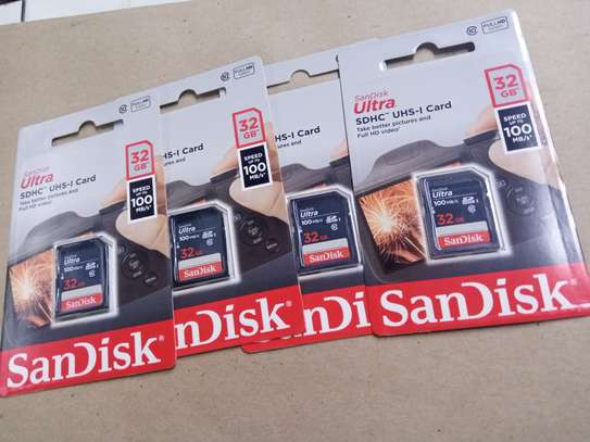 Sandisk 32GB Ultra UHS-I SDHC Memory Card (Class 10) image 1