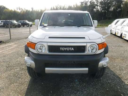 NEW TOYOTA FJ CRUISER (MKOPO/HIRE PURCHASE ACCEPTED) image 3