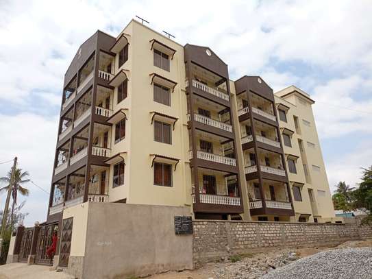 10 bedroom apartment for sale in Bamburi image 1