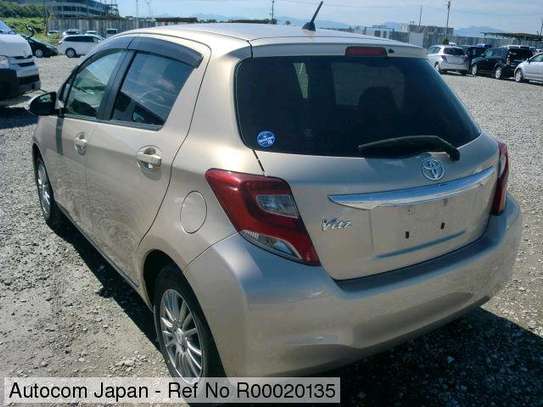 Toyota vitz (cash or hire) image 3