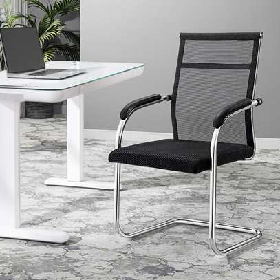 Modern Ergonomic Mesh Executive Office Chair with Armrest image 6