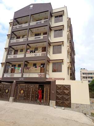 10 bedroom apartment for sale in Bamburi image 16