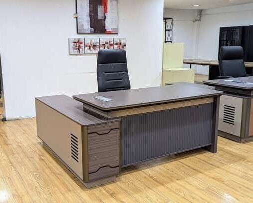 office Desk: 1.6m Modern Executive Office Desk image 5