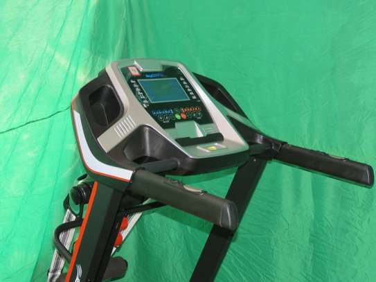 Skyland treadmill with massager image 3
