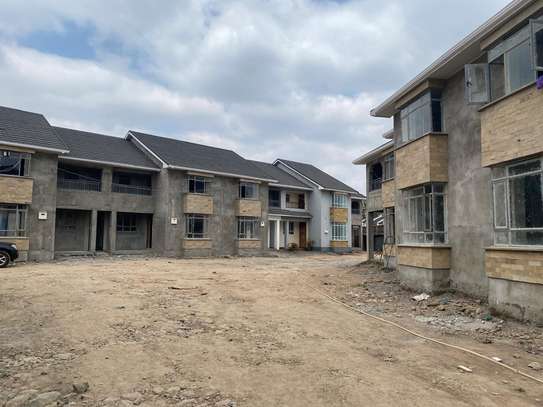 4 Bed House with En Suite at Five Star Road image 7