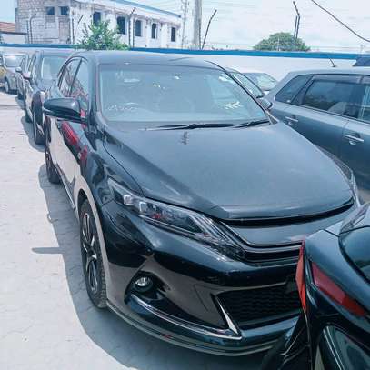 TOYOTA HARRIER 2015 MODEL. image 2