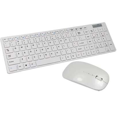 GMK520 Wireless Keyboard and Mouse Combo (White) image 3