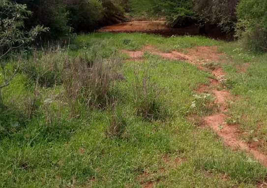 100 Acres For Sale Along Kibwezi-Kitui Road On The Plateau image 2