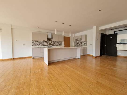 3 Bed Apartment with En Suite at Brookside Drive image 10