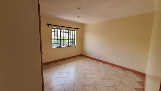 4 Bedroom House To Let i Langata image 6