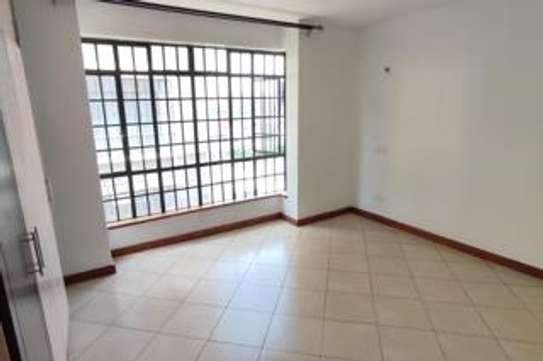 2 bedroom apartment for rent in Kilimani image 6