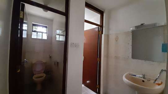 Serviced 2 Bed Apartment with Parking in Kileleshwa image 12