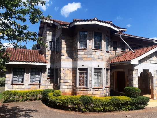 QUIK SALE: 5 Bedroom Thome / Garden Estate House image 2