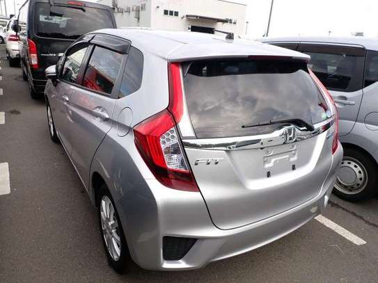 HYBRID 1500cc HONDA FIT (MKOPO ACCEPTED ) image 9