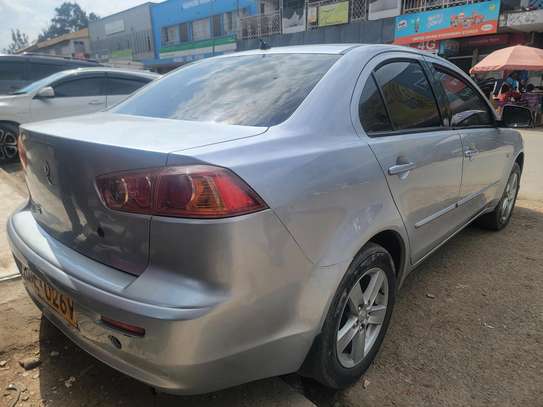 Mitsubishi Lancer Local image 5