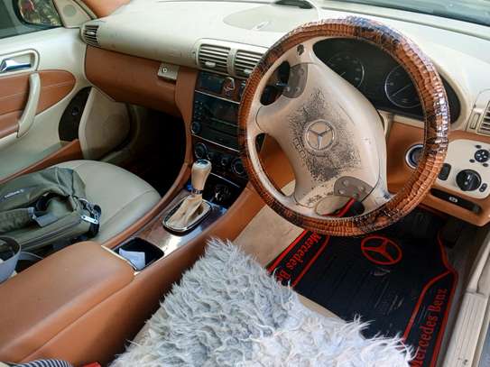 Benz c180 image 5