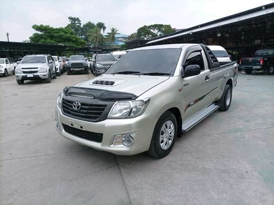 HILUX PICK UP (MKOPO/HIRE PURCHASE ACCEPTED) image 2