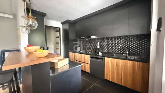 Furnished 2 Bed Apartment with En Suite in Westlands Area image 5