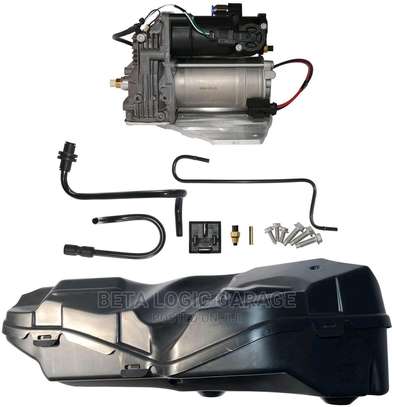 Land Rover Air Compressor (AMK) image 1