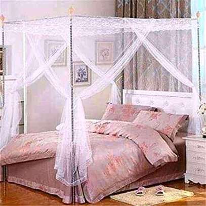 AMAZING FOUR STAND MOSQUITO NET image 3