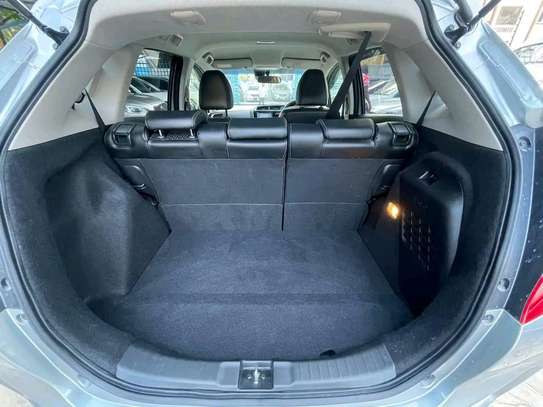 Honda Fit hybrid Silver 2017 image 5