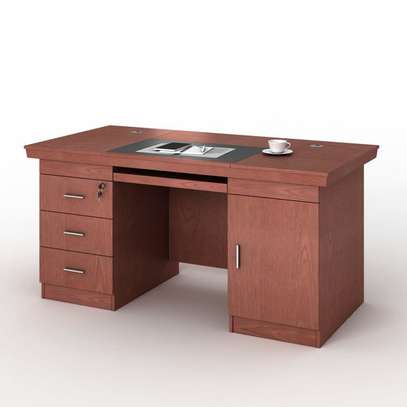 Office Tables: 1400mm Executive Gaming Home Office Desk image 1