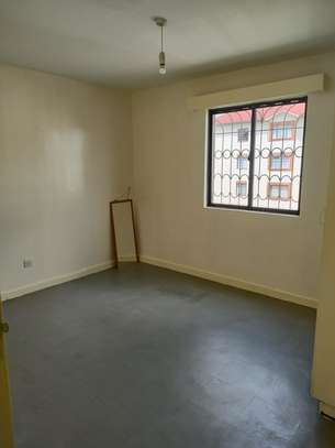 3 bedroom apartment for sale in NYAYO estate Embakasi image 8