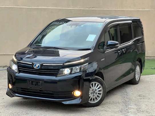 Toyota Voxy  hybrid 2018 2wd image 13