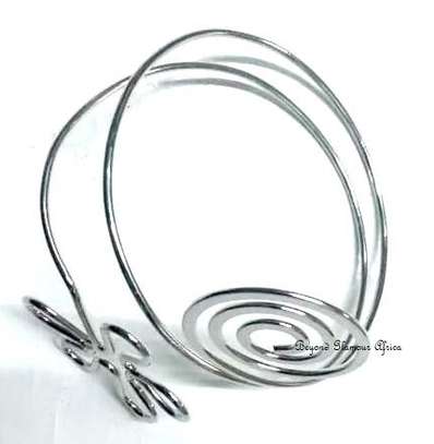 Womens Silver Flower Armlet with dangle earrings image 2