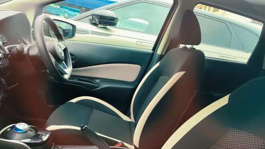 Nissan Note Epower hybrid 2018 image 4