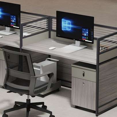 Office Desk: 1-  Way  Modular Workstation image 3