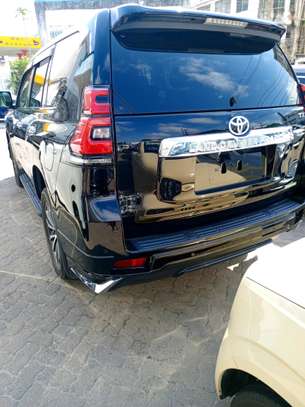 Toyota land cruiser Prado TX Diesel image 6