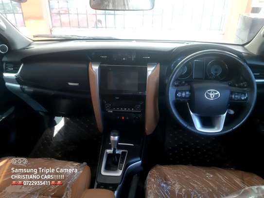 Toyota Fortuner 2016 7 seater image 6