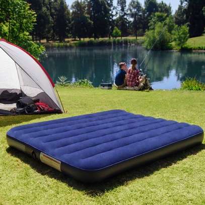 Inflatable air mattresses image 2