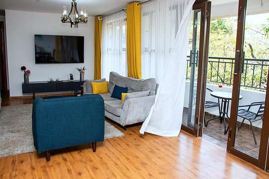 Serviced 4 Bed Apartment with En Suite at Riverside image 16
