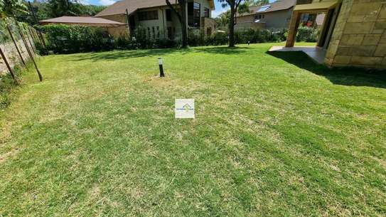 4 Bed Villa with En Suite in Karen image 8
