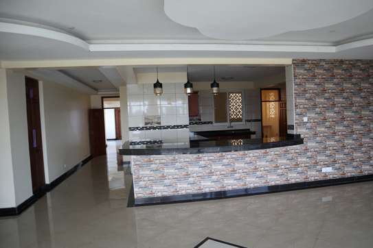 4 Bed Apartment with En Suite in Nyali Area image 9