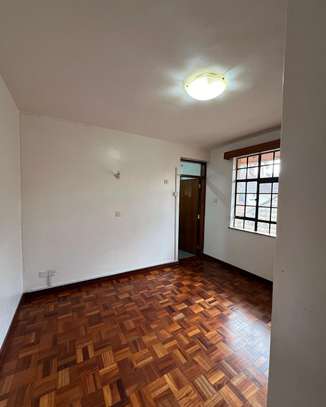 5 Bed Townhouse with En Suite in Kileleshwa image 5