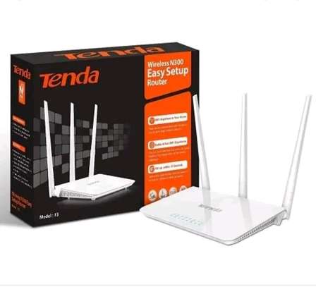 Tenda F3 Wifi Router image 1