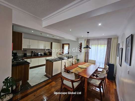 Furnished 2 Bed Apartment with En Suite in Upper Hill image 5