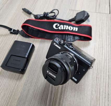 Canon EOS M100 Mirrorless Digital Camera with 15-45mm Lens image 6