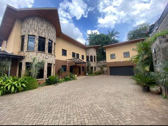 4 Bed House with En Suite at Kyuna image 1