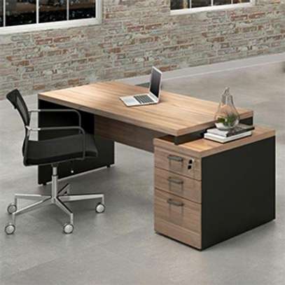 Office Desk: 1400mm  MDF Executive Office Desk image 3