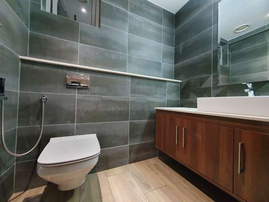 3 Bed Apartment with En Suite in Parklands image 14