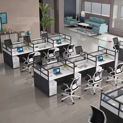 6-Person Modular Office Desk – Partitioned Workstation image 4